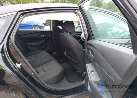 2024 Honda Accord Lx z USA, uszkodzony, nr VIN 1HGCY1F27RA062427